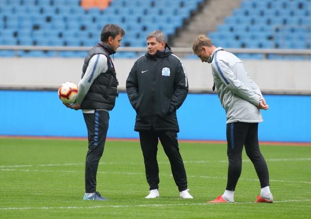  门兴格拉德巴赫主帅下课危机浮现  