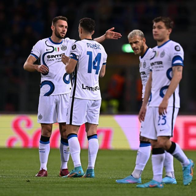  AC米兰门将超级失误导致球队陷被动  